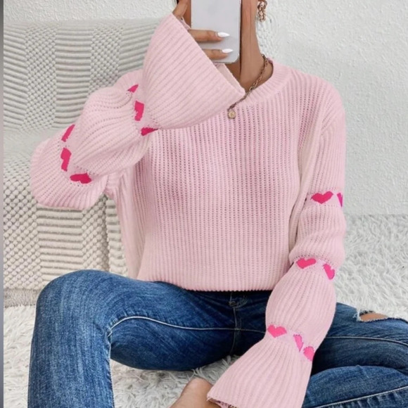 Cozy hearts print sleeve sweater top - Picture 1 of 7